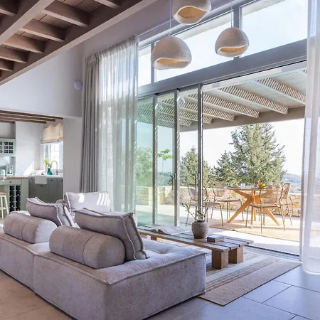 Bacchetta Magica By Paxosretreats Villa